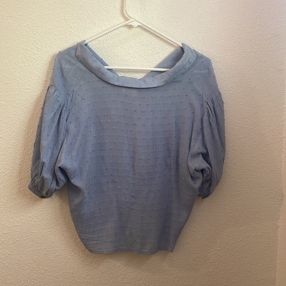 SKY & SPARROW blue button down short sleeve top - Picture 3 of 3